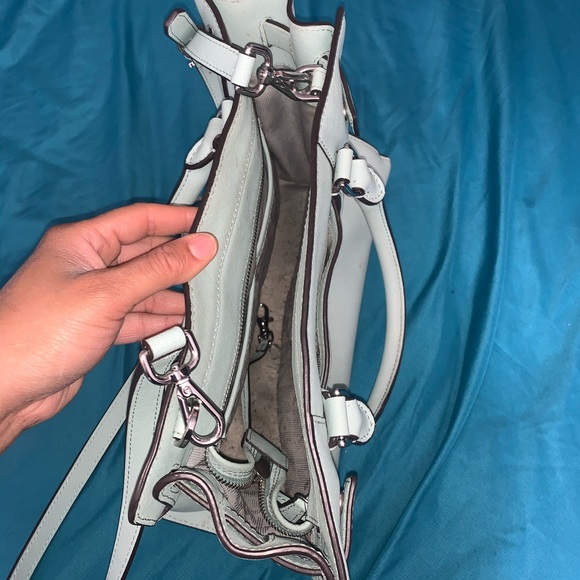 Michael Kors Bag East West Dillon Leather Satchel - Picture 4 of 6